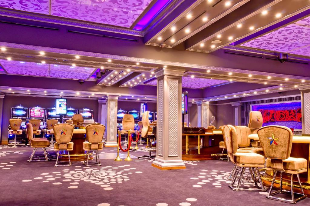 Savannah Hotel & Casino Парамарибо Екстер'єр фото